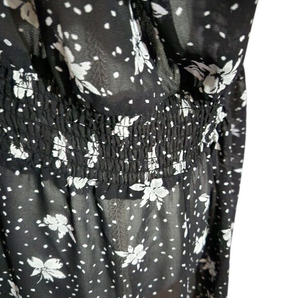 Torrid Blouse Black Floral Sheer Button Front Ruffle Elastic Waist Womens Size 1 - Picture 5 of 7